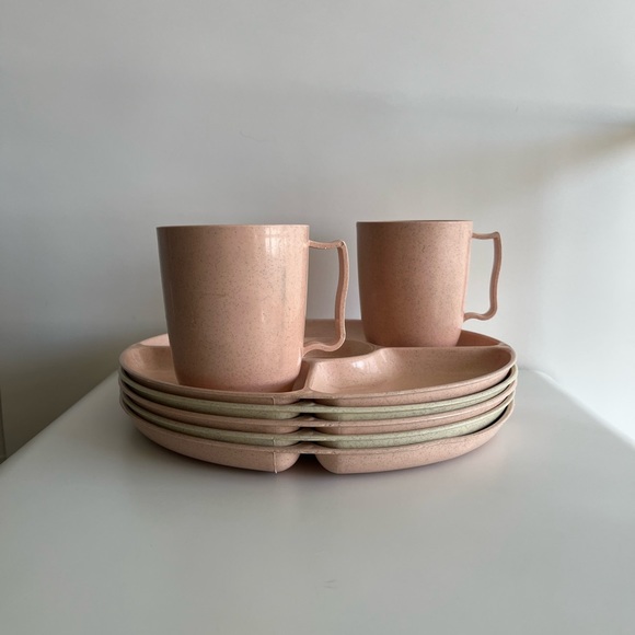Vintage Gothamware 2 Cups & 5 Divided Plates Set of 7 MCM Made in USA - Picture 2 of 16
